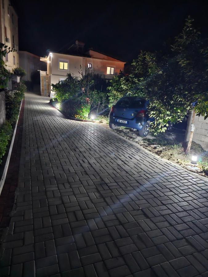 Aliaj Guest House Berat Luaran gambar
